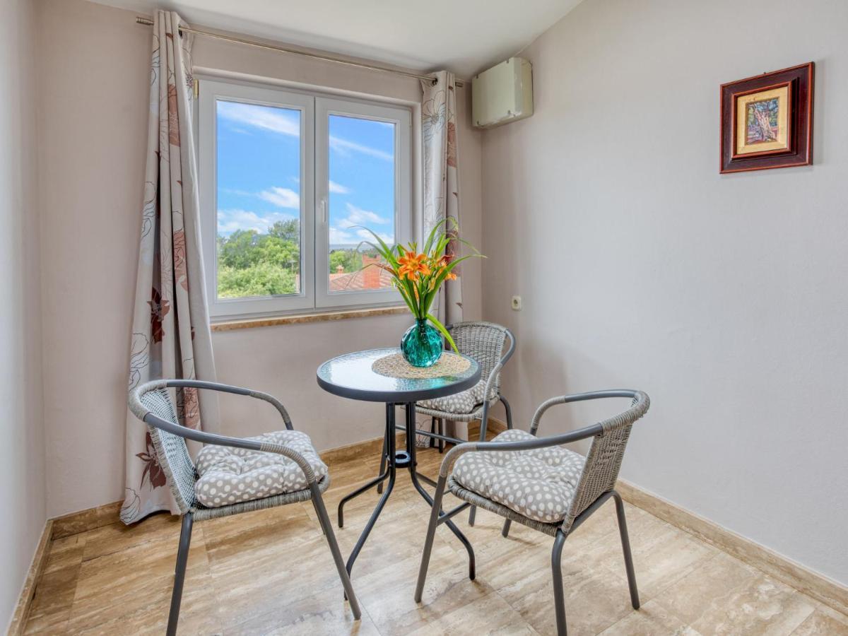 Apartment Daria-2 By Interhome بوريتش المظهر الخارجي الصورة