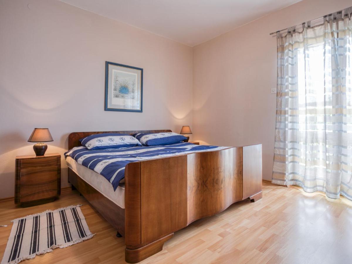 Apartment Daria-2 By Interhome بوريتش المظهر الخارجي الصورة
